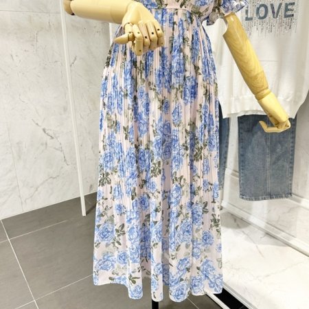 큰장미 프릴 플리츠 원피스