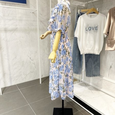 큰장미 프릴 플리츠 원피스