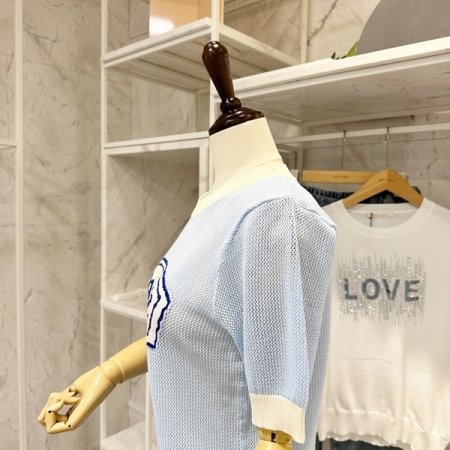 레터링 배색 니트