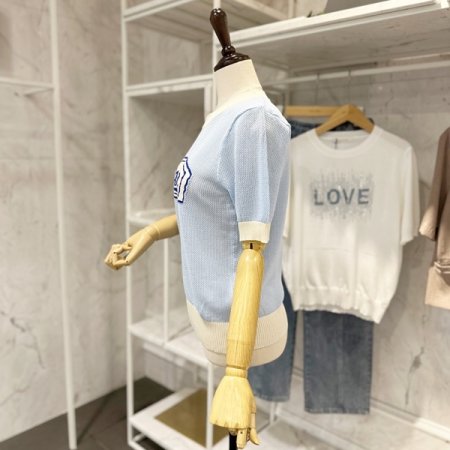 레터링 배색 니트