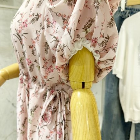 밑단 플리츠 플라워 원피스