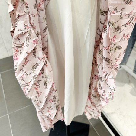 밑단 플리츠 플라워 원피스