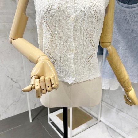 단추 꽈 민소매 니트