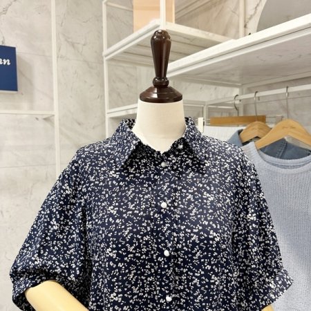 잔꽃 카라 블라우스