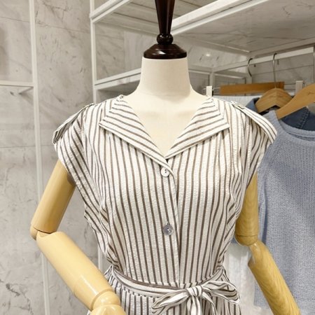 줄지 카라 벨트 원피스