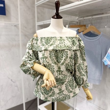 큰 프릴 패턴 블라우스