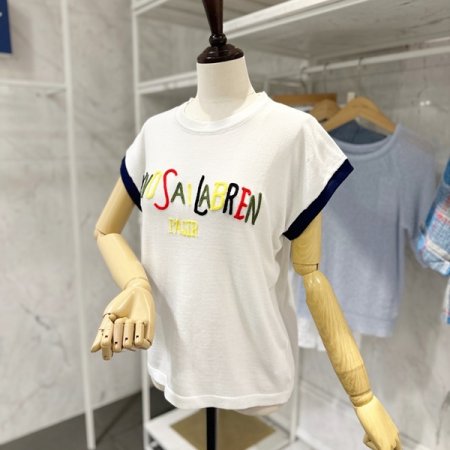 레터링 캡소매 니트