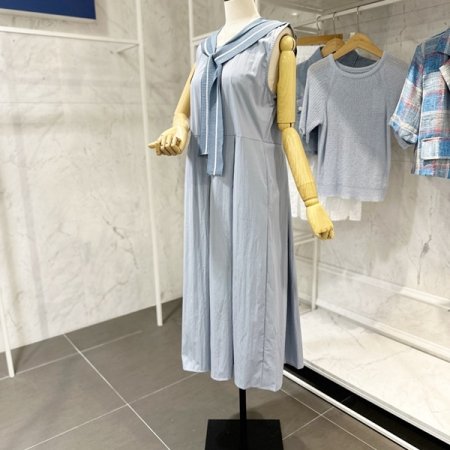 어깨숄 민소매 원피스