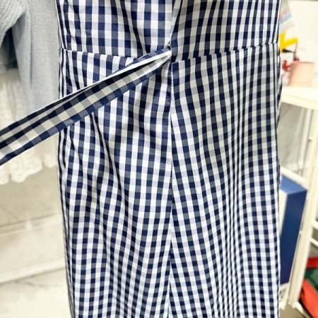체크 브이넥 랩 원피스