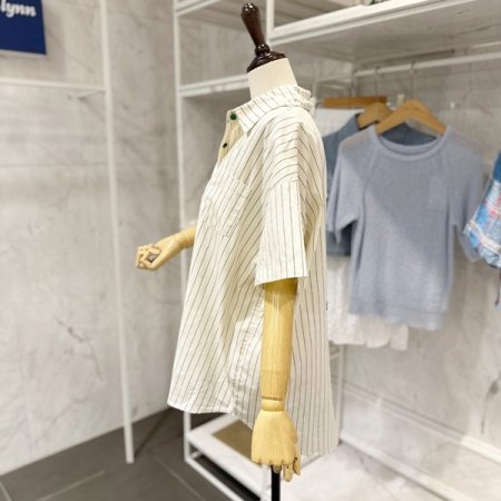 백 캐릭터 스트라이프 셔츠