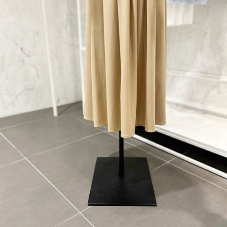 뒷 셔링 핀턱주름 스커트