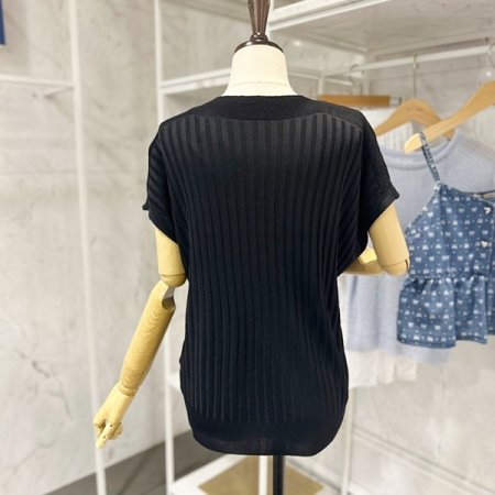 줄 패턴 캡소매 니트