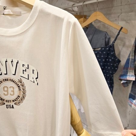 레터링 배색 언발 티셔츠