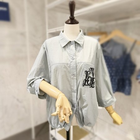 러브 포켓 자수 스트링 셔츠