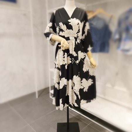 백합꽃 뒷 리본 원피스