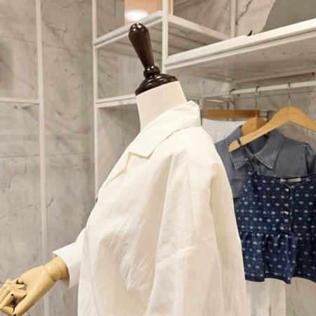 밑단밴딩 카라 블라우스