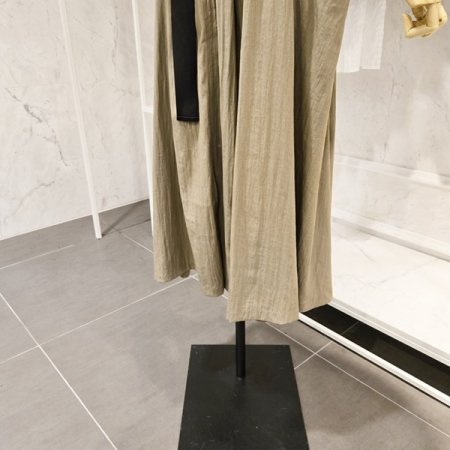 벨트 앞트임 카고 스커트