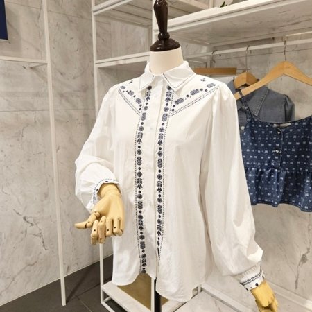 꽃자수 긴팔 블라우스