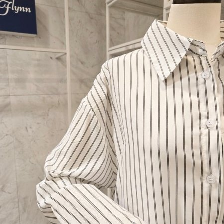 줄지 기본 카라 셔츠