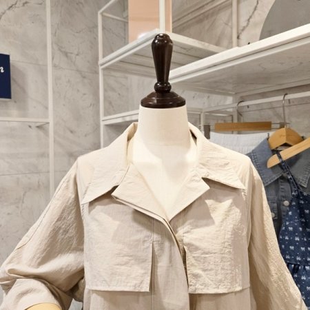 앞 스트링 언발 카라 셔츠