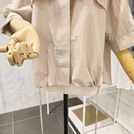 앞 스트링 언발 카라 셔츠