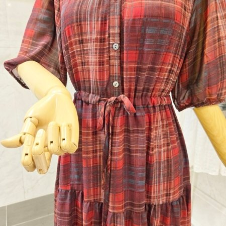 하프 버튼 체크 원피스