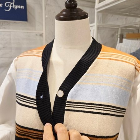 줄무늬 니트 배색 블라우스