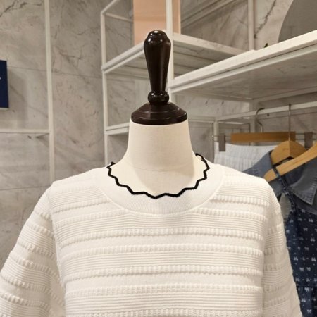 물결 배색 니트