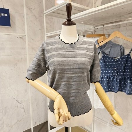 물결 배색 니트