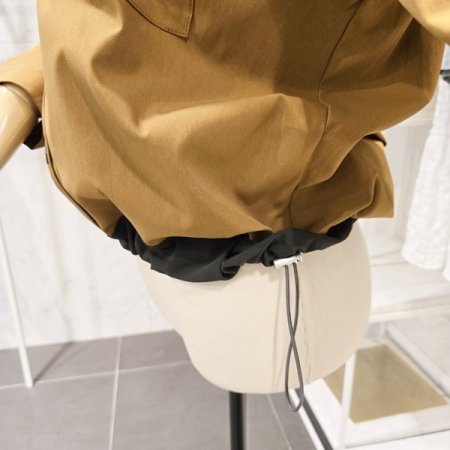 밑단 배색 스트링 자켓