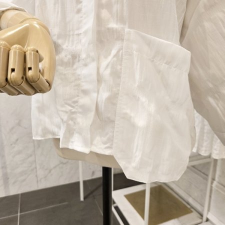 앞포켓 루즈핏 카라 블라우스