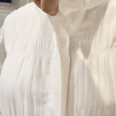 앞포켓 루즈핏 카라 블라우스