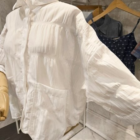 앞포켓 루즈핏 카라 블라우스