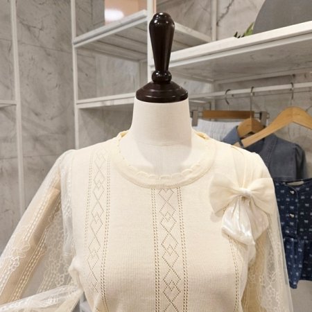 레이스소매 리본장식 니트