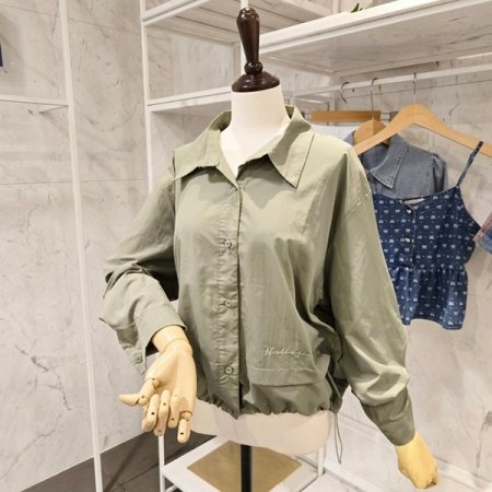 레터링 자수 카라 셔츠