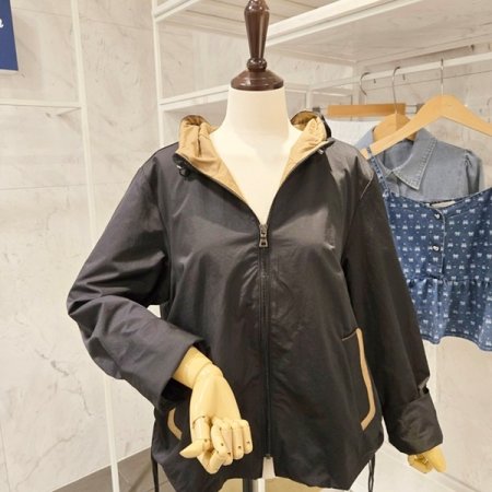 포켓 배색 집업 점퍼