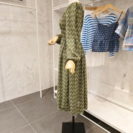 잔꽃 셔링 원피스