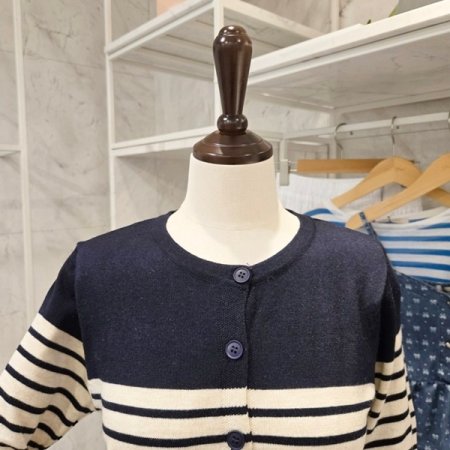 라운드넥 스트라이프 가디건