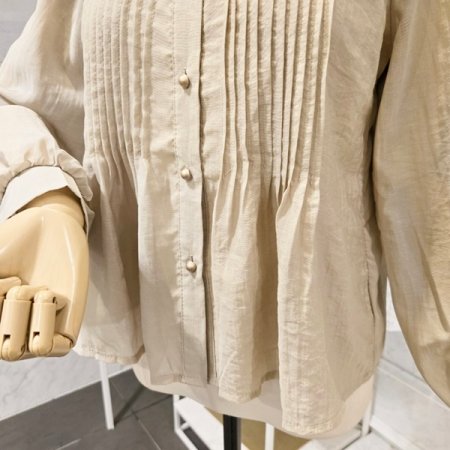 스퀘어넥 핀턱주름 블라우스