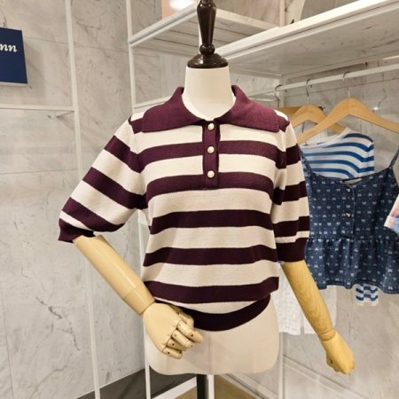 쓰리단추 스트라이프 니트