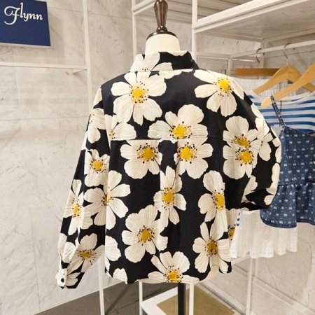 빅 플라워 루즈핏 카라 셔츠