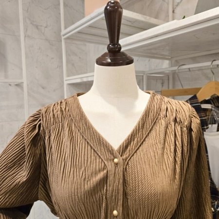 골덴 셔링 블라우스