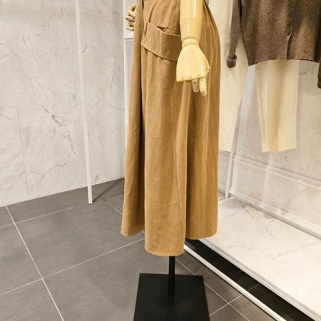 양 포켓 뒷 밴딩 스커트