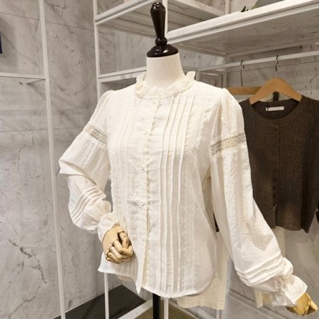 레이스 핀턱 블라우스