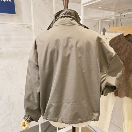 양포켓 스트링 숏 점퍼