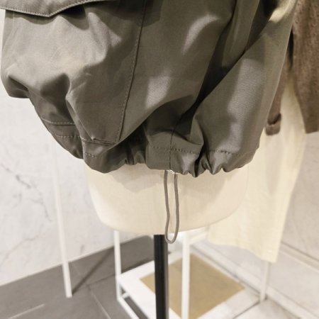 양포켓 스트링 숏 점퍼