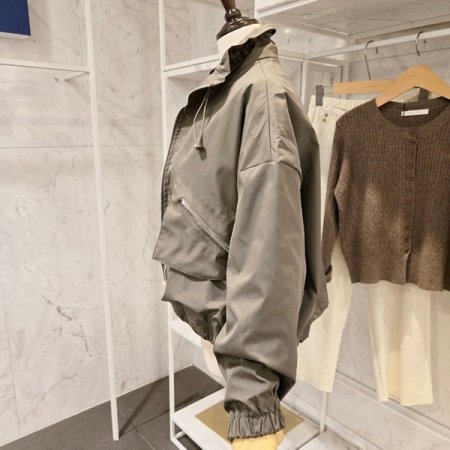 양포켓 스트링 숏 점퍼