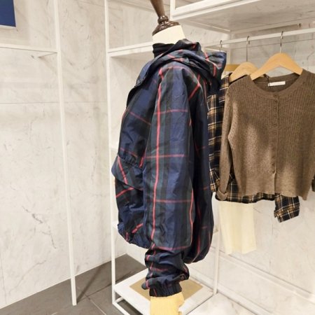 하이넥 체크 루즈핏 점퍼