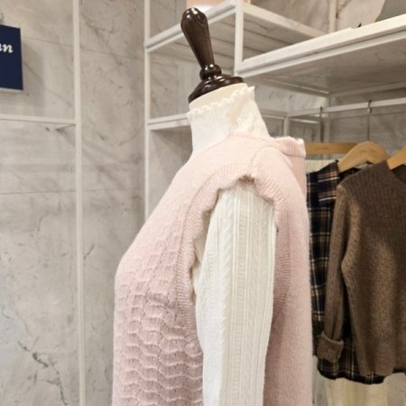 물결 니트 조끼