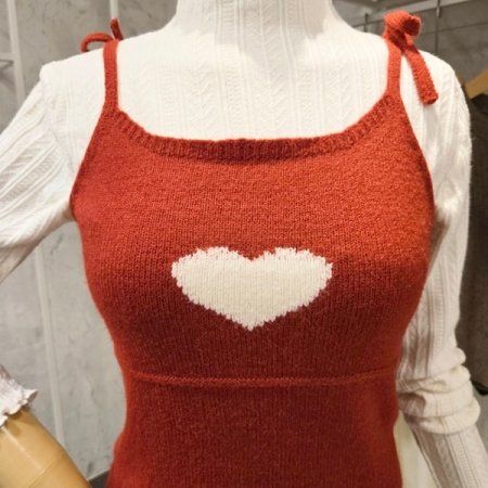 하트 니트 베스트